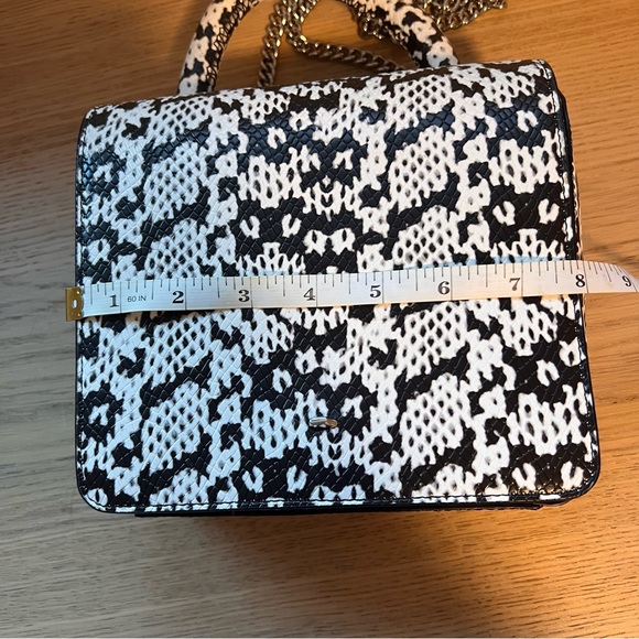 Snake Print Leather Handbag - Picture 10 of 12